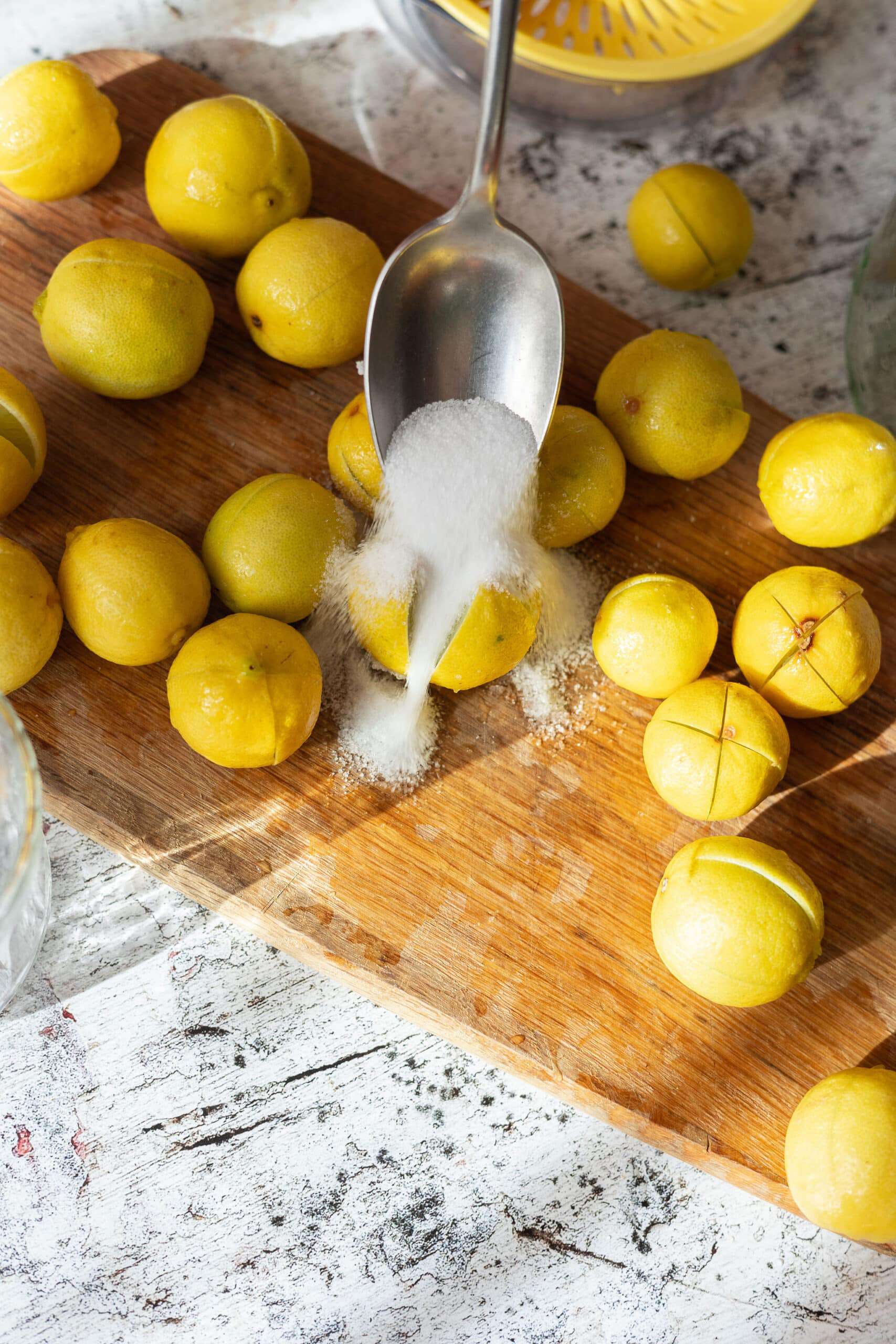 Sóban eltett citrom