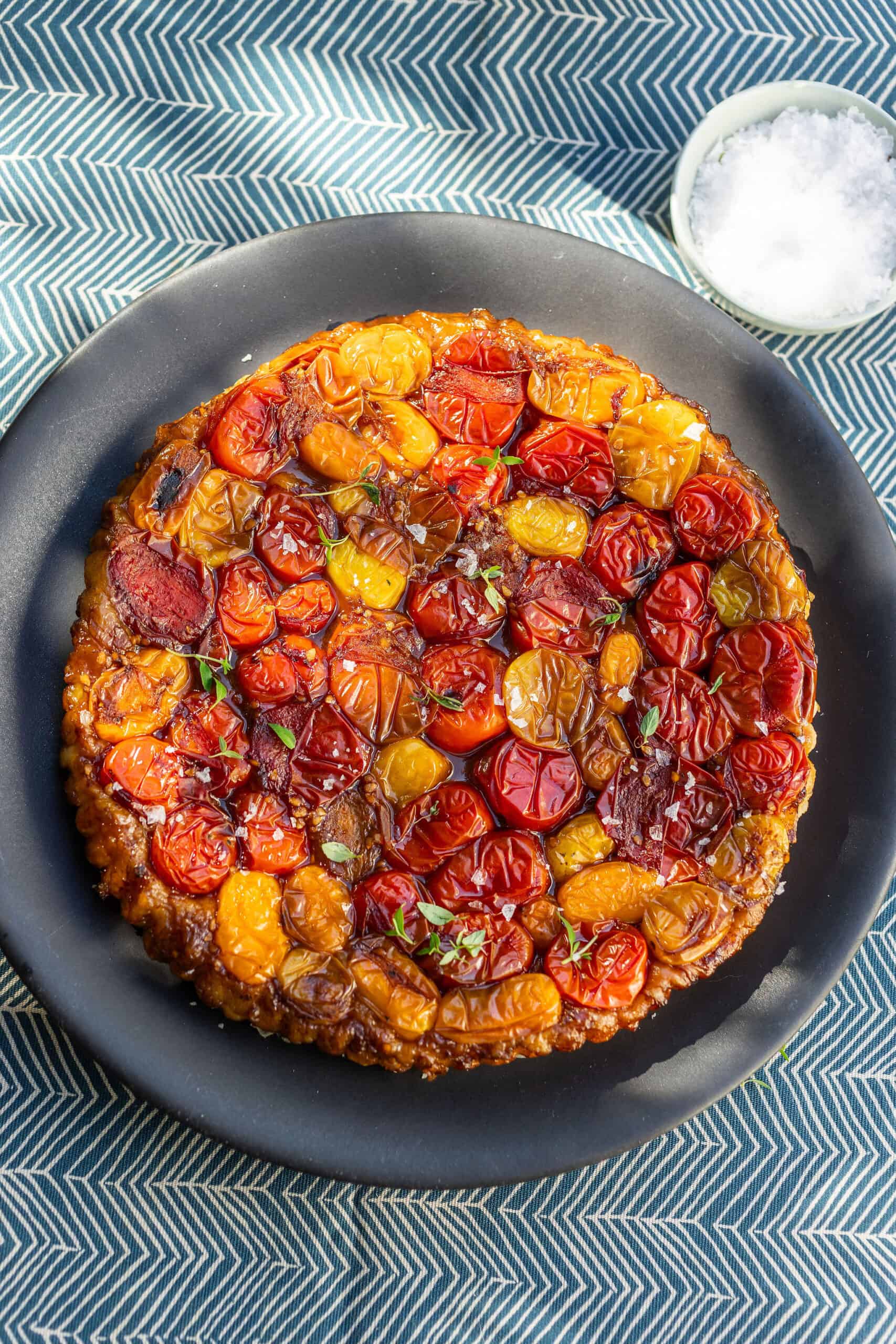 Fordított paradicsomos pite