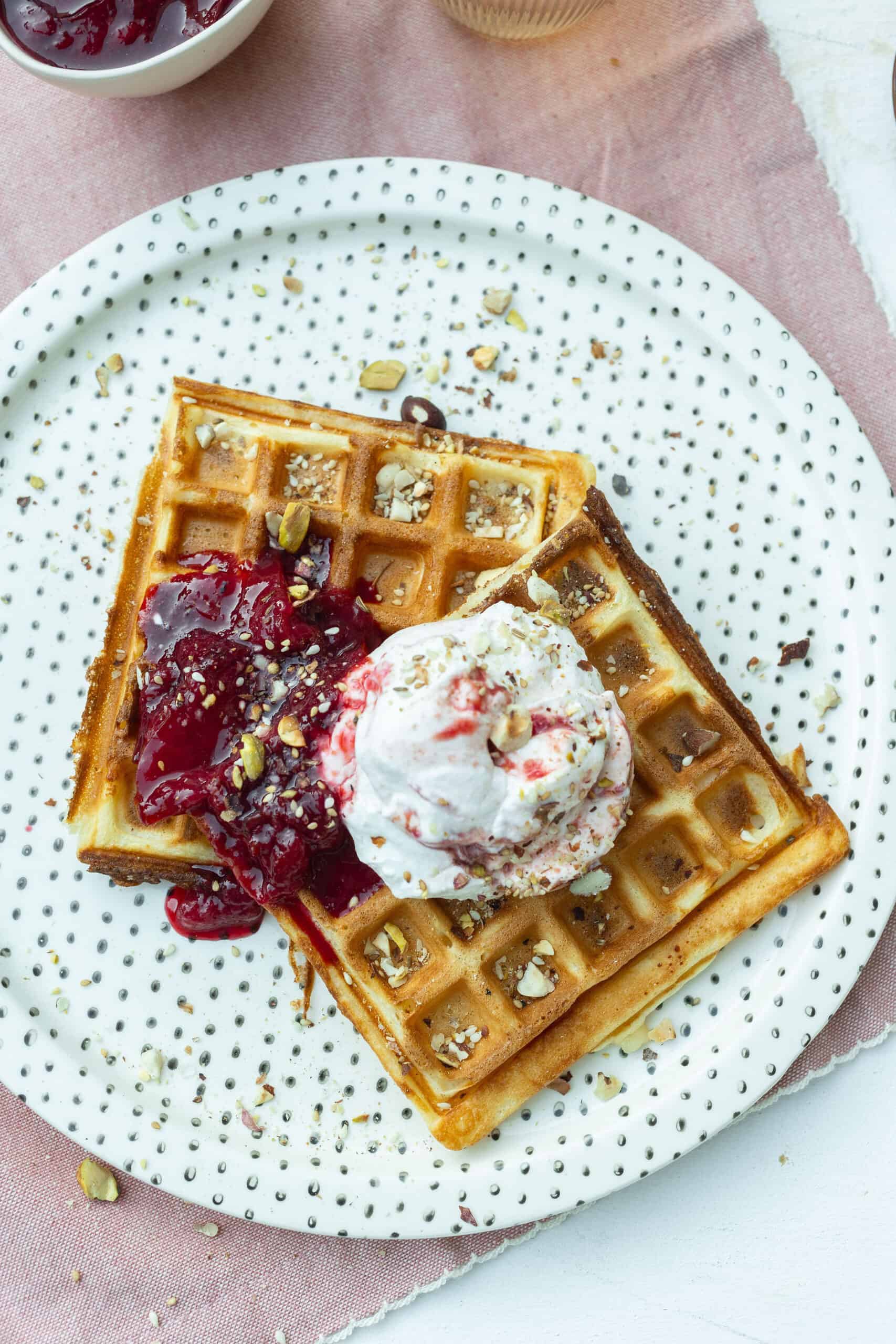 Sütőporos gofri ringlószósszal