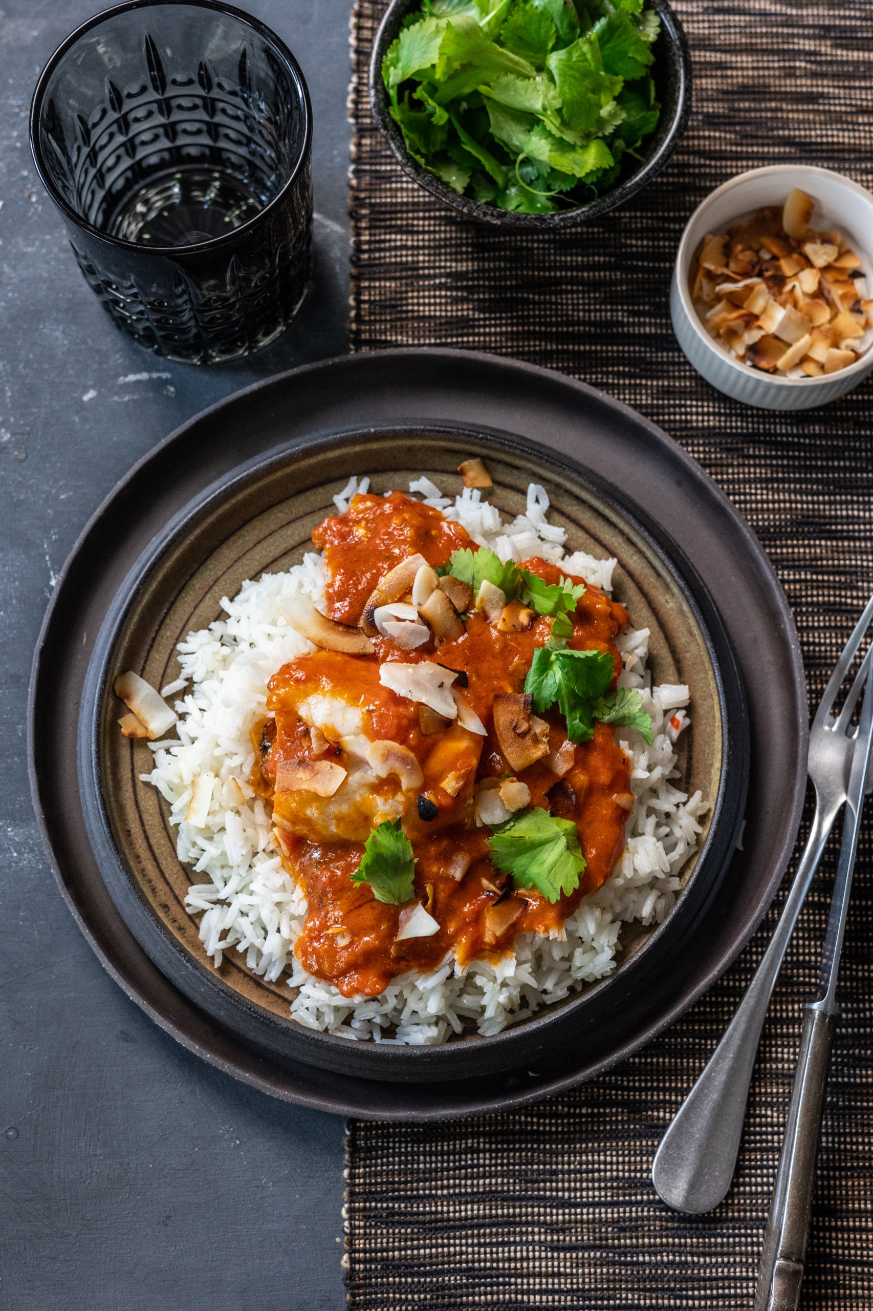 Tőkehal fűszeres paradicsomszószban