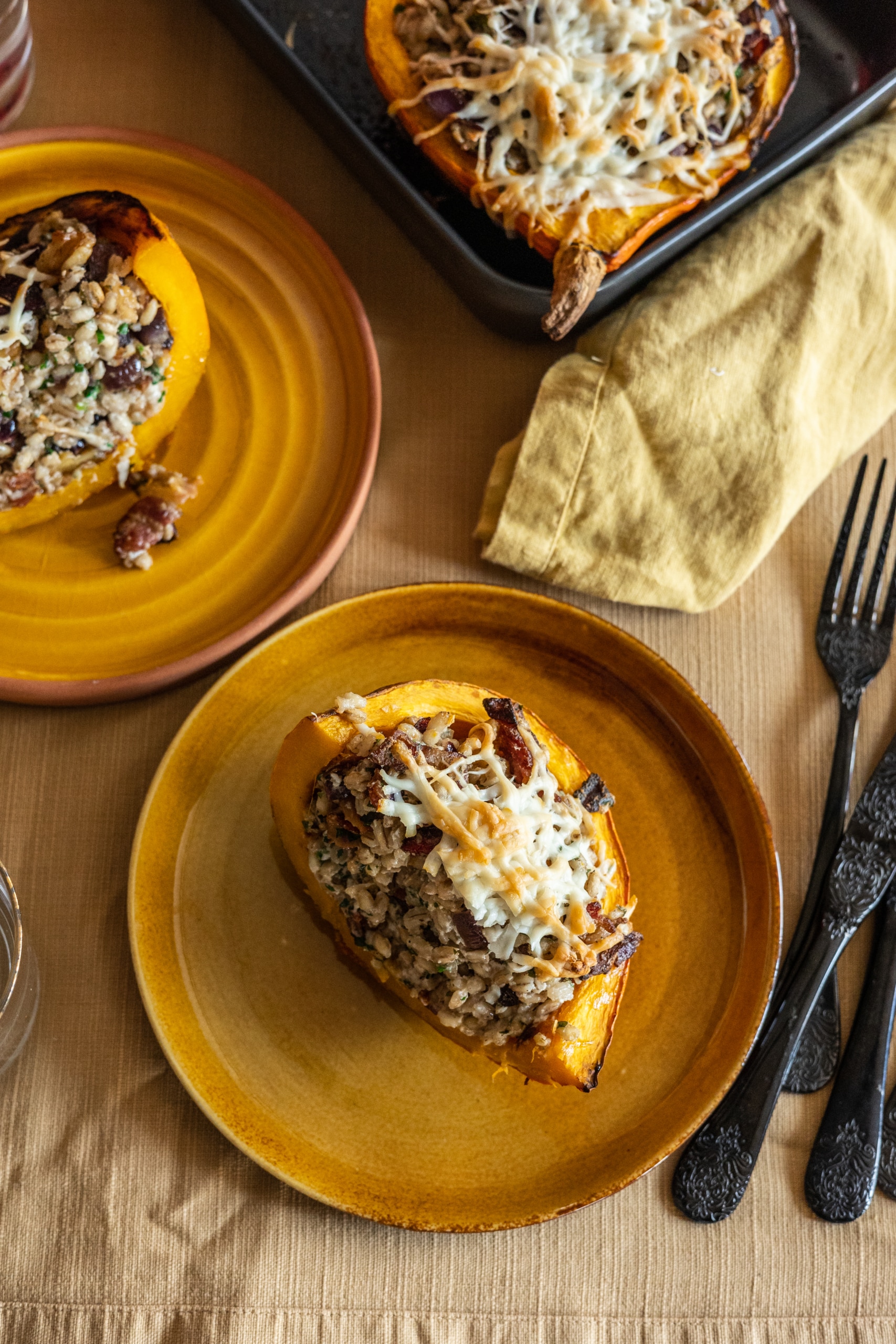 Kecskesajtos töltött sütőtök