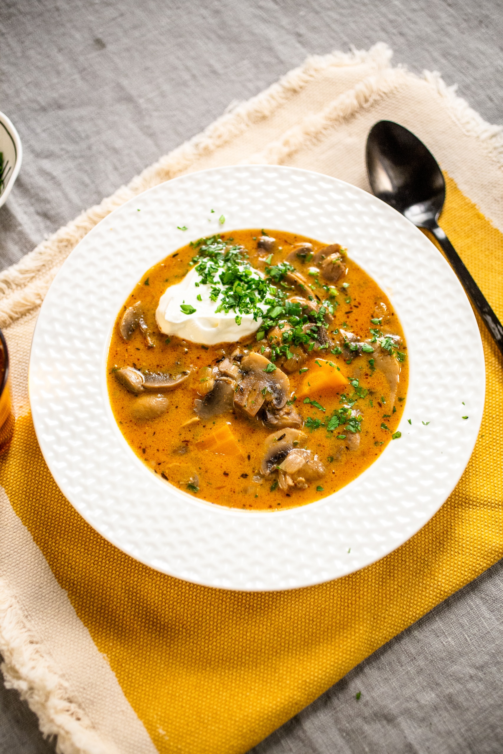 Kakukkfüves gombaleves