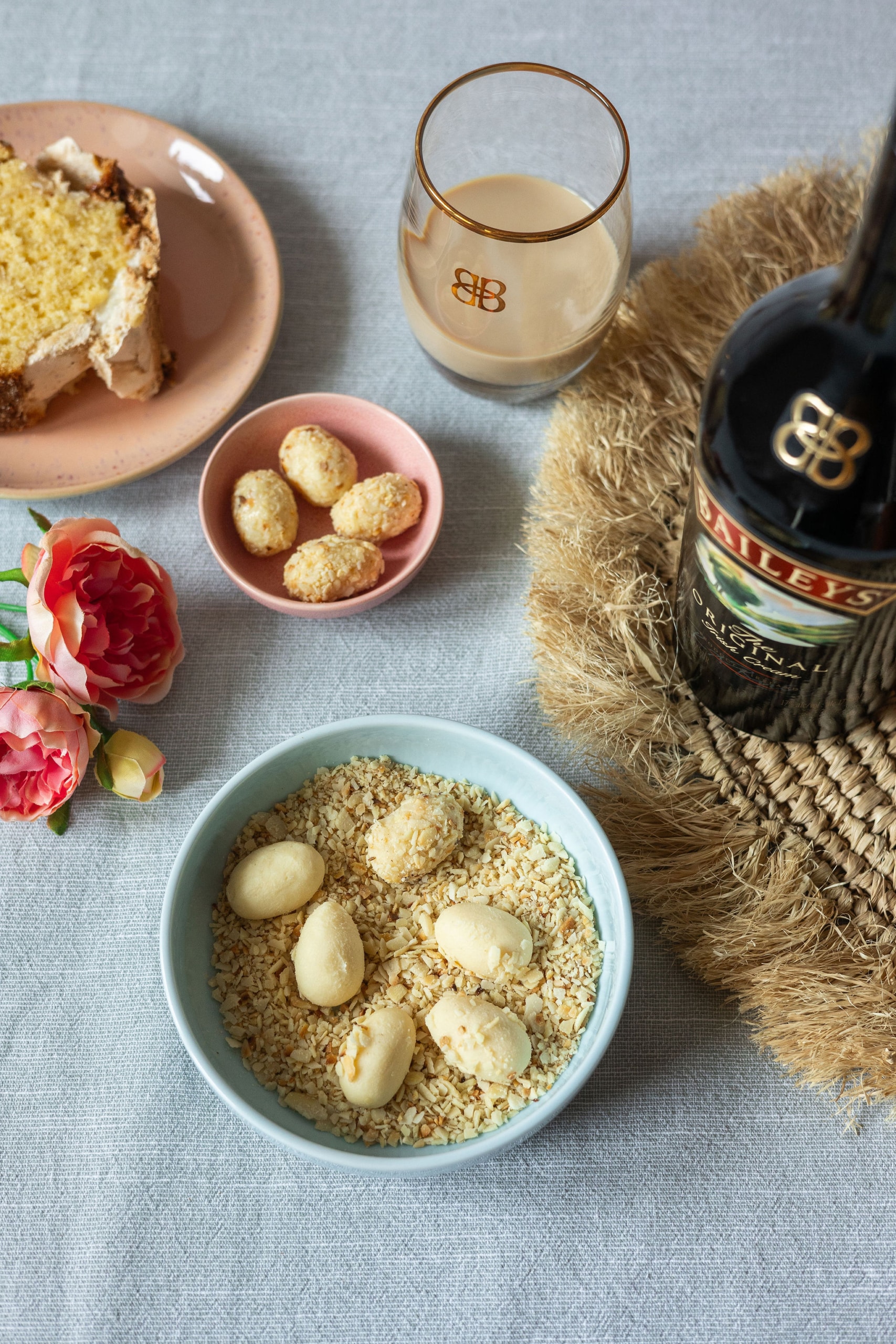 Fehér csokis trüffeltojás Baileys-szel