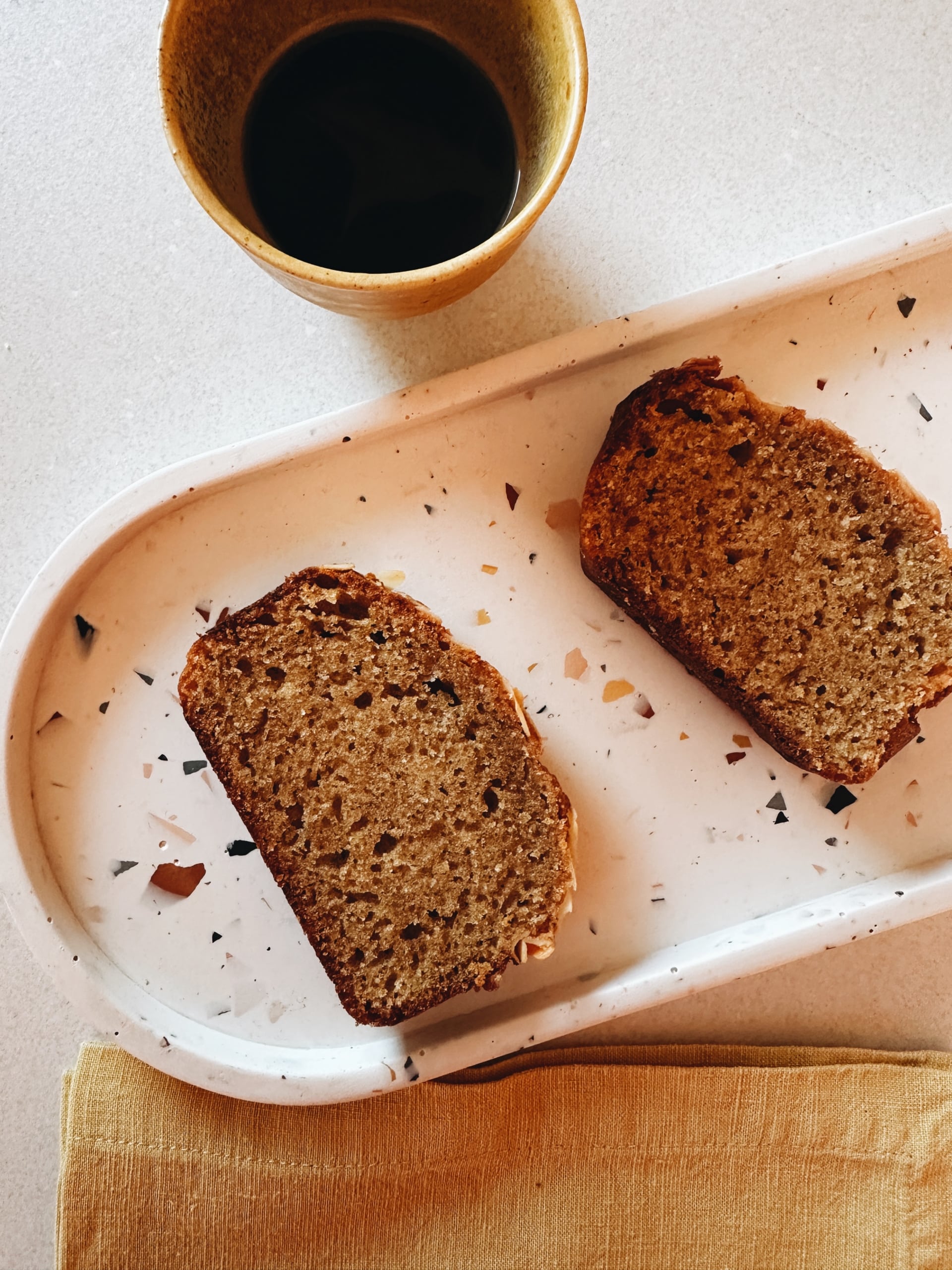 Egyszerű olívaolajos sütemény