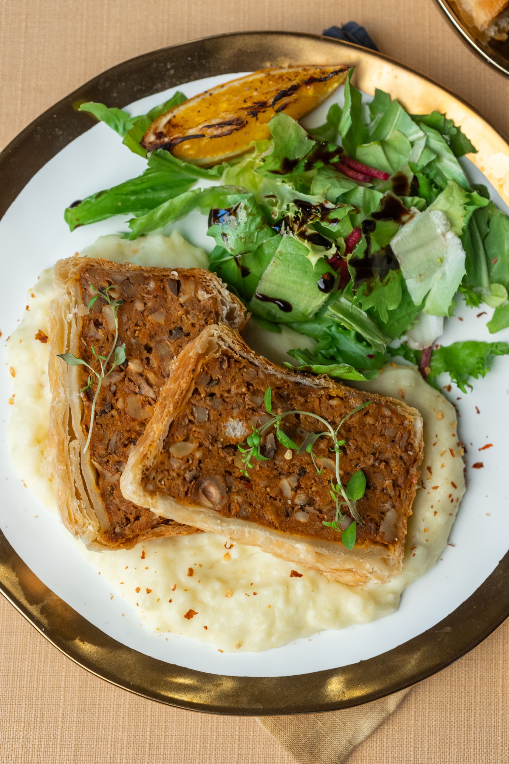 Diós-gombás lencsesült Wellington módra