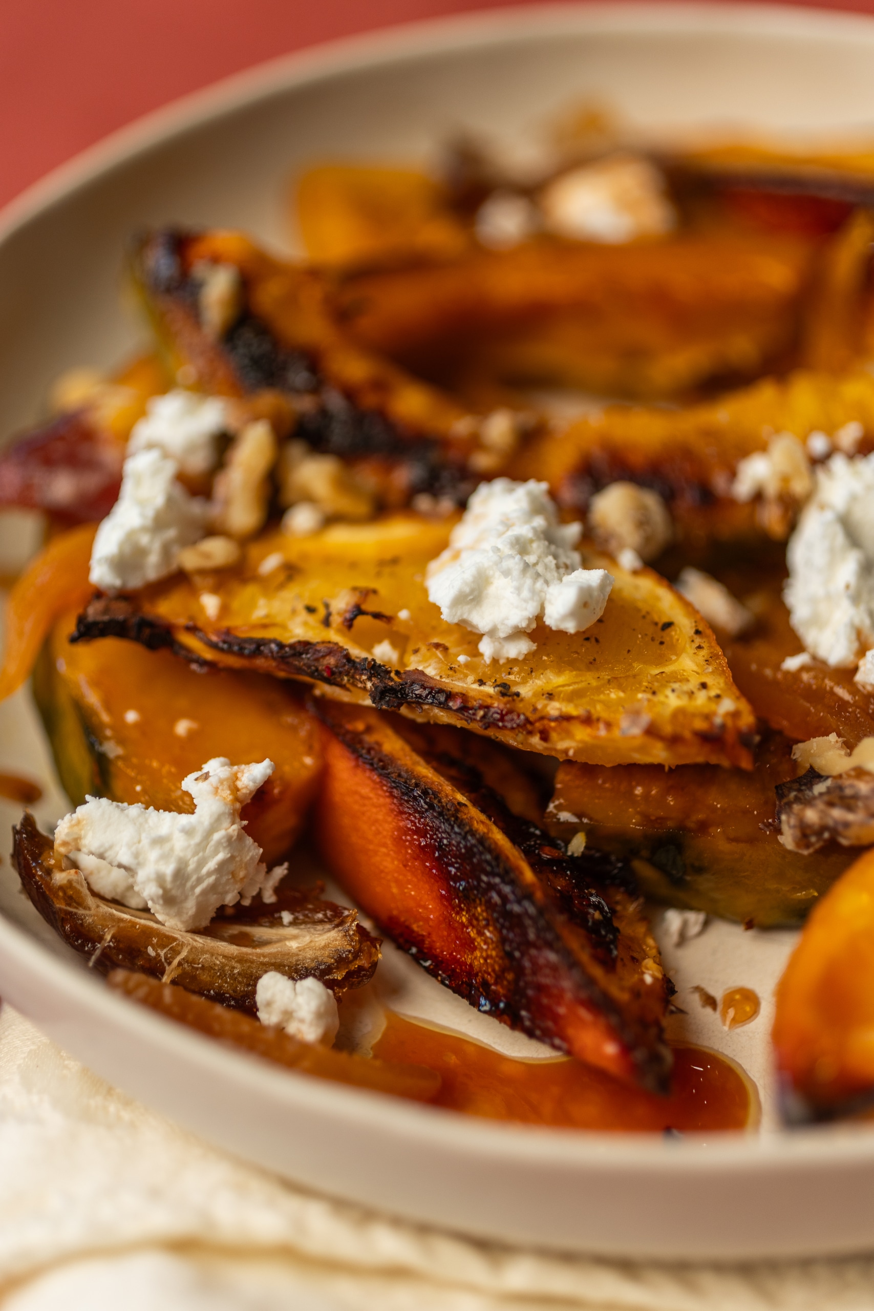 Ragacsos sütőtök kecskesajttal