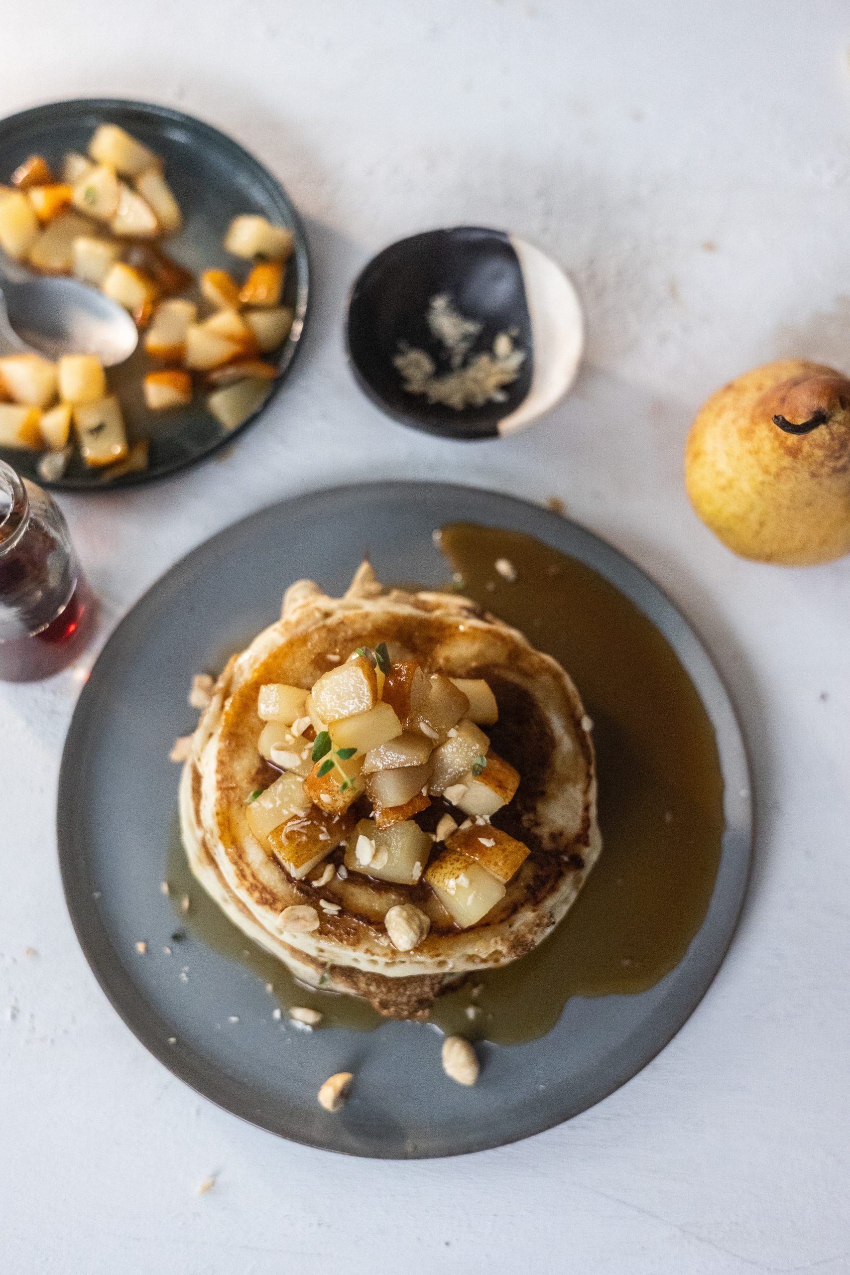 Vegán amerikai palacsinta körtével